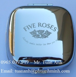 stainless-steel-pop-up-desk-clock-five-roses-logo